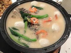 长林坞鱼头汆汤-莫干山郡安里度假酒店-桃尖中餐厅