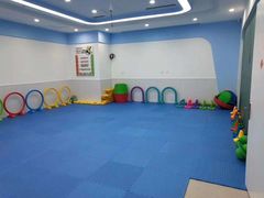 -龅牙兔儿童情商乐园(裕华旗舰店)