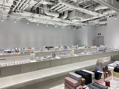 -JINS(上海环球金融中心店)