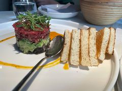 牛肉塔塔配牛油果黑橄榄酱-Solo(衡山路店)