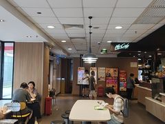 -麦当劳(健德桥得来速店)