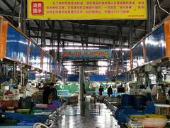 -霞涌市场海鲜摆卖区