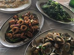 -红月湾海鲜饭店•沙滩海景(双月湾店)