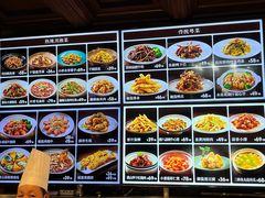 -八府香鸭·啫啫煲(华山路店)