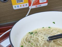 -百年老字号·观振兴蟹黄面·三虾面·苏式面(观前街富仁坊巷店)