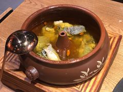 建水汽锅鸡小份-麦麦山云南菜(复地活力城店)