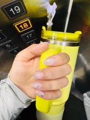 -甲·铺轻奢美甲美睫