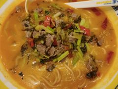 -粉小主·贵州酸汤牛肉粉(南京仙林金鹰店)