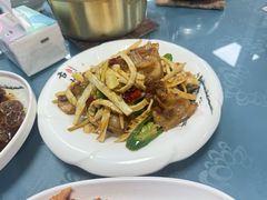 -洞背山庄(洞背院区式管理小区店)