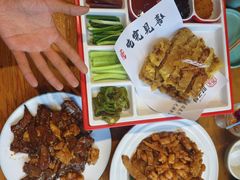 -肘子酥·天津菜·特色捞面(德云社店)