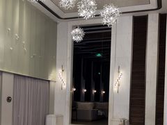 -浅深(世茂滨江精品店)