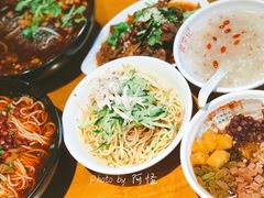 -蓉李记成都名小吃(二七万达店)
