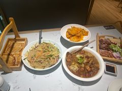 -关东小磨东北菜(漕河泾印象城店)