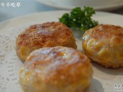 鲜虾粟米饼特写-御花园·粤菜·海鲜火锅(中山公园店)