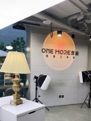 -变画·发型STUDIO