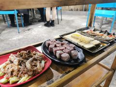 -彝人部落火盆烧烤(原内环足球场店)