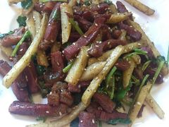 土豆条煸牛肉-德居源