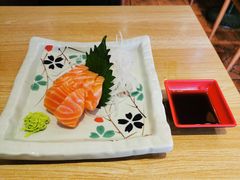 三文鱼生鱼片-胜代日本料理(云程巷小区店)