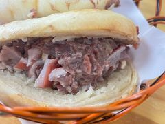 板肠肉火烧-闫家驴肉火烧(五四店)