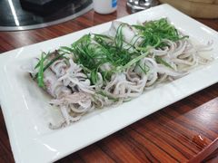 -覃记海鲜美食餐厅