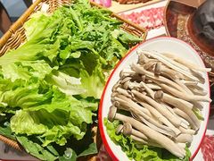 -褚小白·烧烤铜锅涮