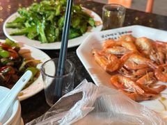-岛中岛·海鲜大排档·万宁老字号(东澳店)