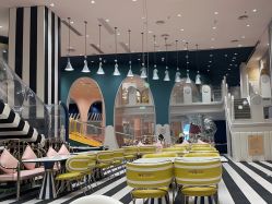 -奈尔宝家庭中心·亲子餐厅(鄞州万达店)