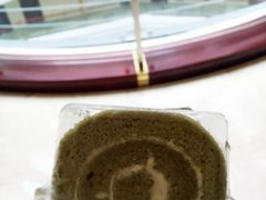 -红宝石·鲜奶小方·海派西点房(南丹店)