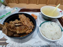 -馋员外排骨米饭(红旗街万达店)