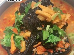 -百春原湖南牛肉粉(百联世纪店)