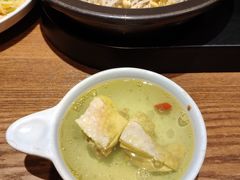 -云海肴·汽锅鸡·云南菜(天山百盛优客店)