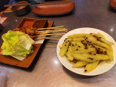 -威记烧嘢·南宁烧烤·超级生牛(绿地店)
