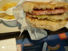 -麦当劳(哈西万达店)