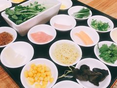 -妈妈故事米线(市府恒隆店)