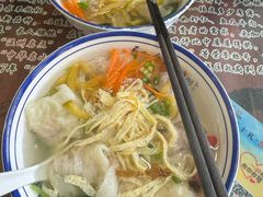 -长人馄饨铺(解放街店)