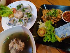 -蝶豆花蓝面条