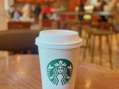 金烘巴旦木拿铁-星巴克臻选(广州沙面店)