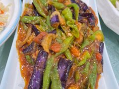 -马尔龙新疆饭店·清真(瑞景店)