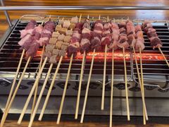 -哈尔滨小酒馆·鲜肉现穿自助烧烤(康新花园店)