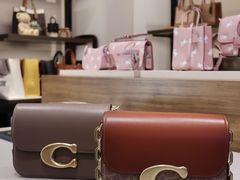 -COACH蔻驰(银泰店)