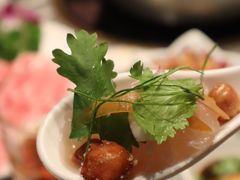 捞起蝦生-禄婶鸡煲·打边炉