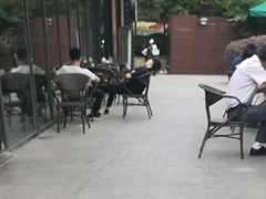 -星巴克(西藏路店)