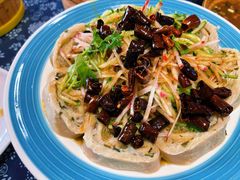 巧手拌莜面窝窝-王村姑老土炕莜面村(桥东店)