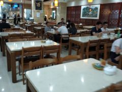 大堂-黄家泡馍馆·非遗老字号·清真(凤九海荣名城店)