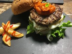 -HIGH FIVE哈福手工汉堡(桂林路店)