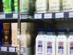 -全家便利店(愚园店)