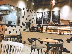 大堂-HELLO 27 意面·沙拉·帕尼尼