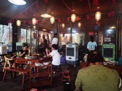 大堂-岳记兴隆·青城腊排铜火锅(融创店)