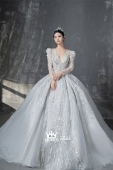 点击看大图 -艾拉·女王婚纱礼服馆