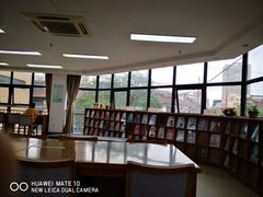 -平凉社区图书馆